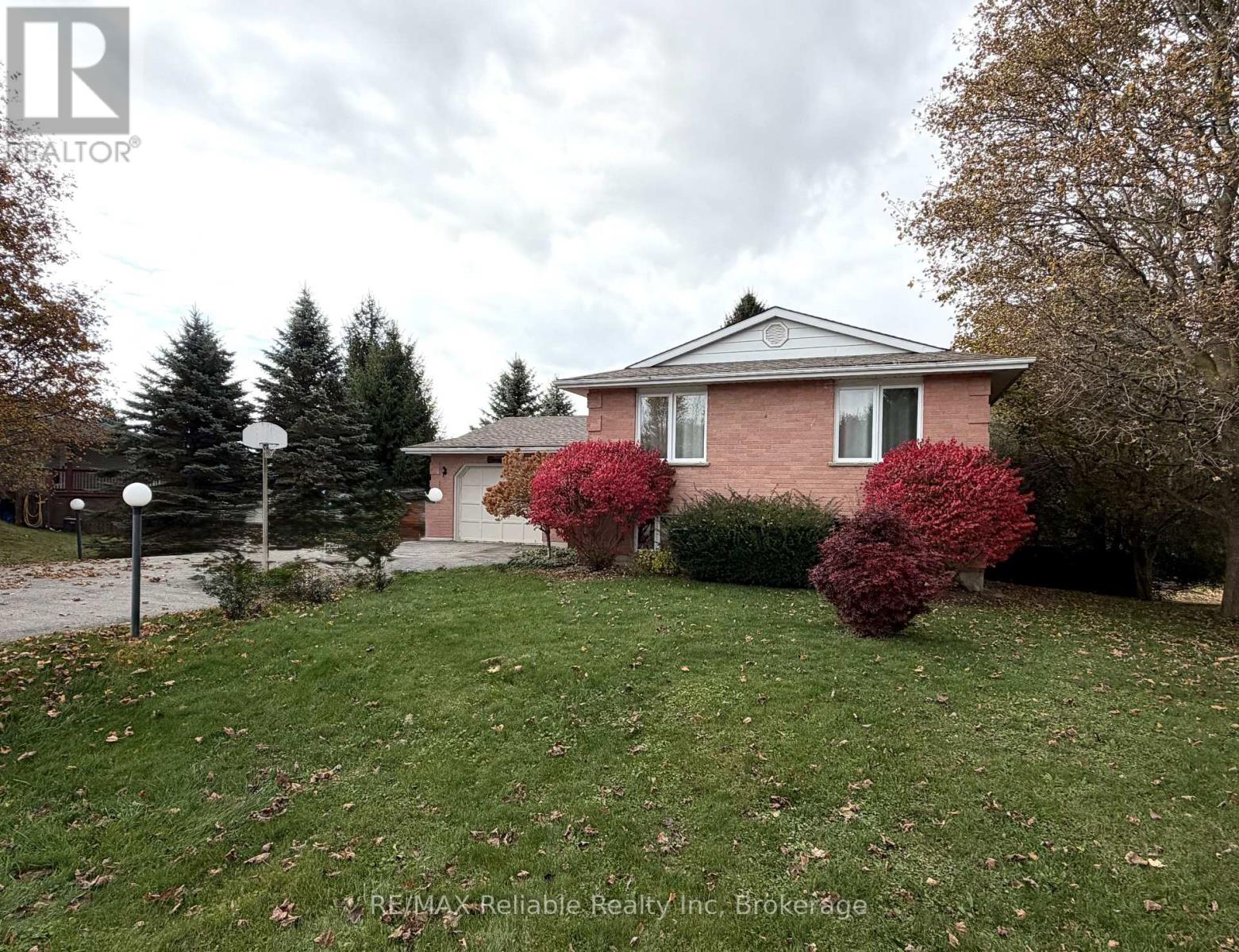 25 JORDAN DRIVE, North Huron (East Wawanosh) — photo 2