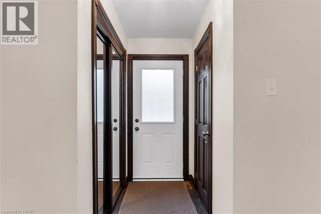 34 DYNASTY Avenue Unit# 36, Stoney Creek — photo 3