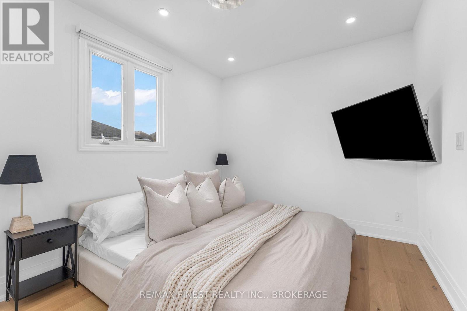 995 SWANFIELD STREET, Kingston (East Gardiners Rd) — photo 11