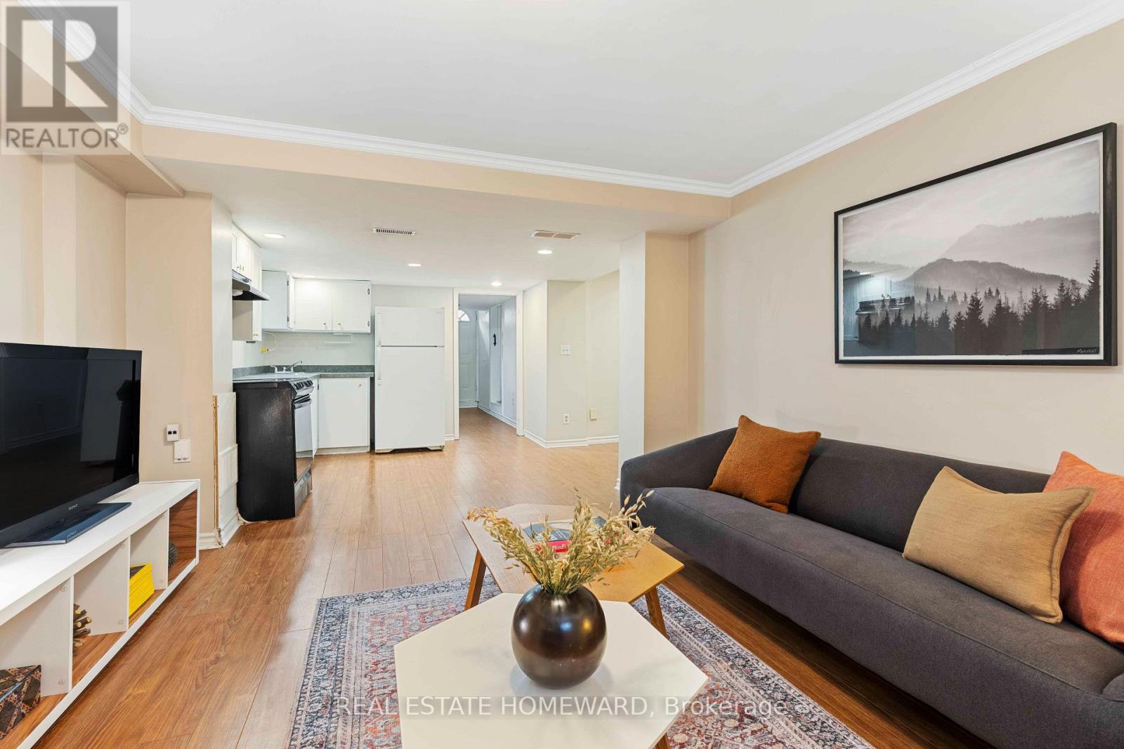 40 BERNADINE STREET - 28