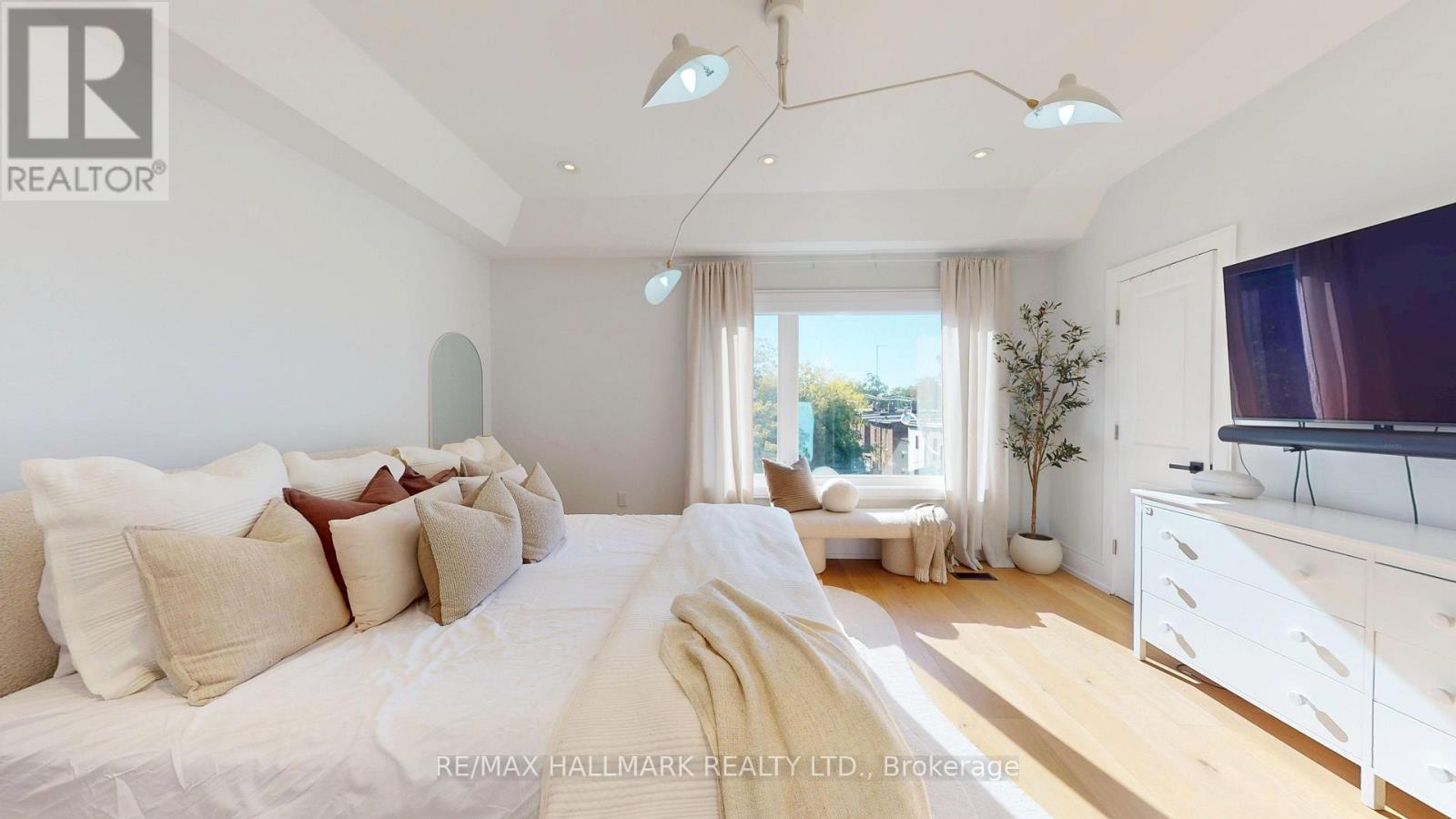 33 KIMBERLEY AVENUE - 20