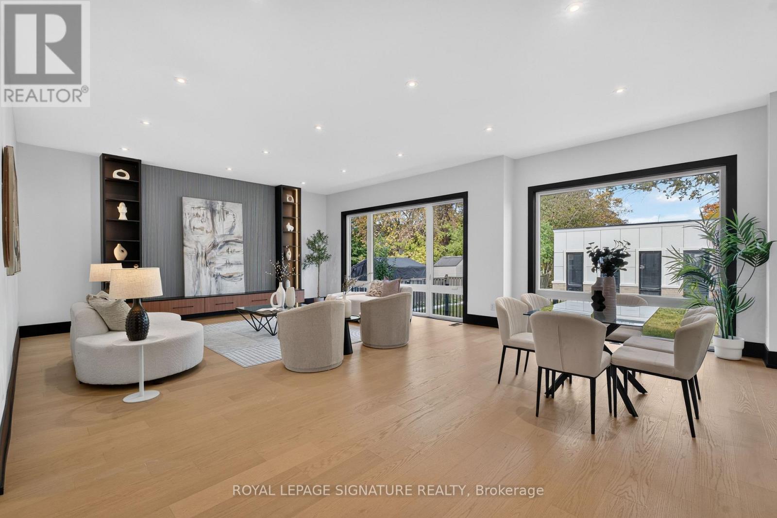 15 DEBLYN DRIVE E - 15