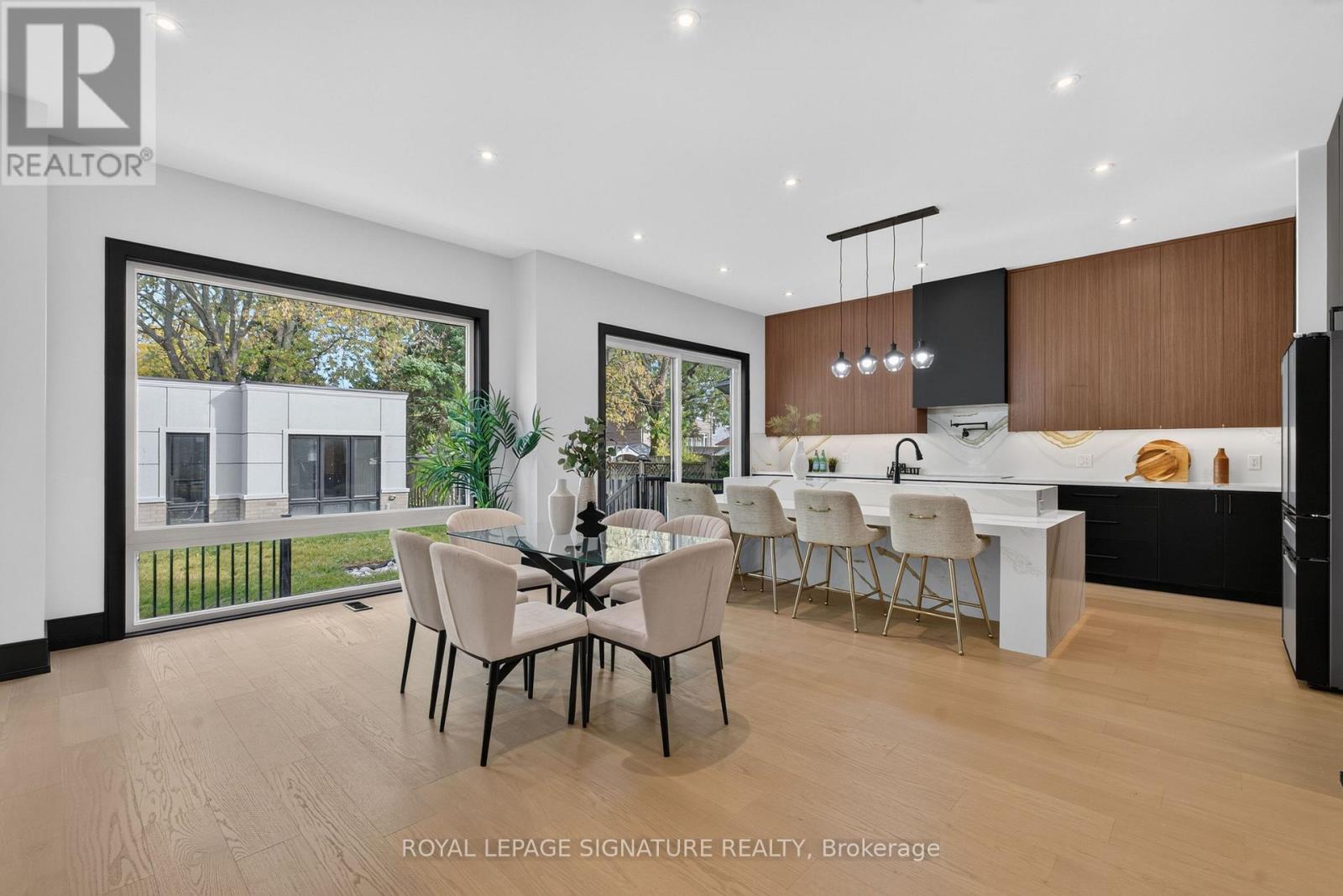 15 DEBLYN DRIVE E - 17