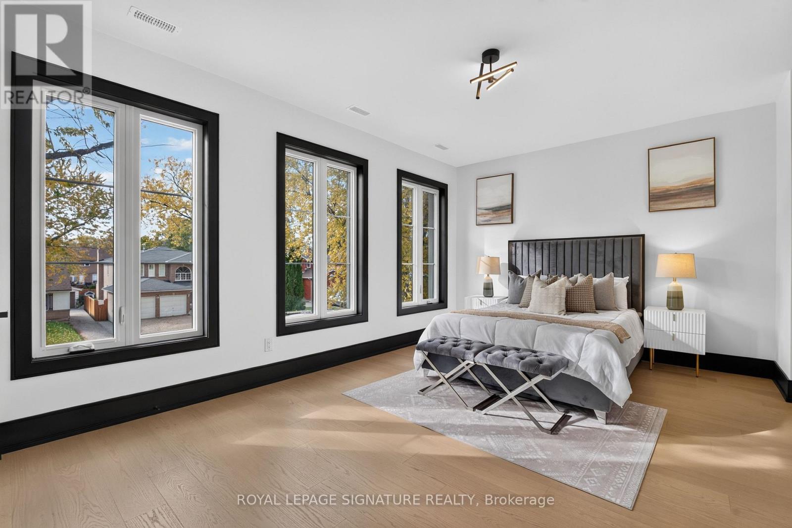 15 DEBLYN DRIVE E - 27