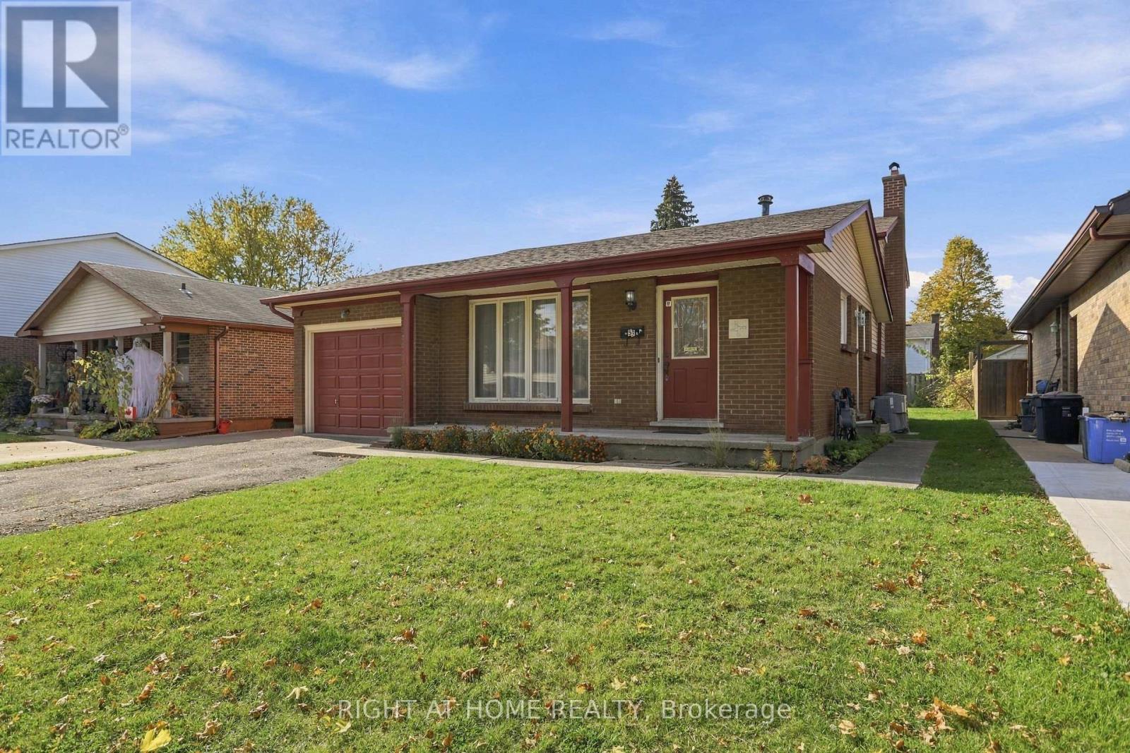 53 LYSANDA AVENUE, London South (South T)