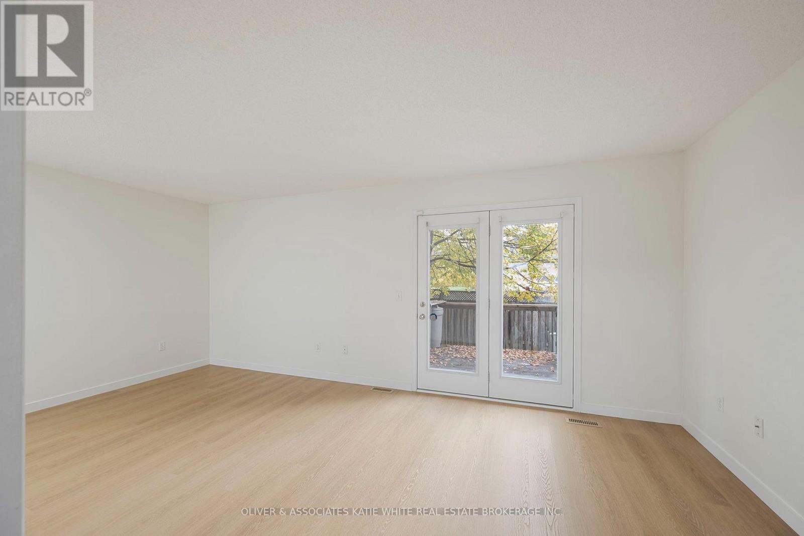 20 - 1600 MICKLEBOROUGH DRIVE, London North (North I) — photo 10