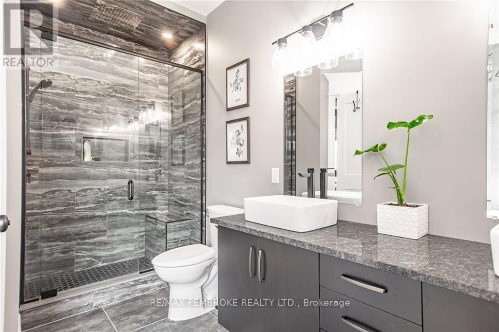 13 ONYX DRIVE, Petawawa — photo 10