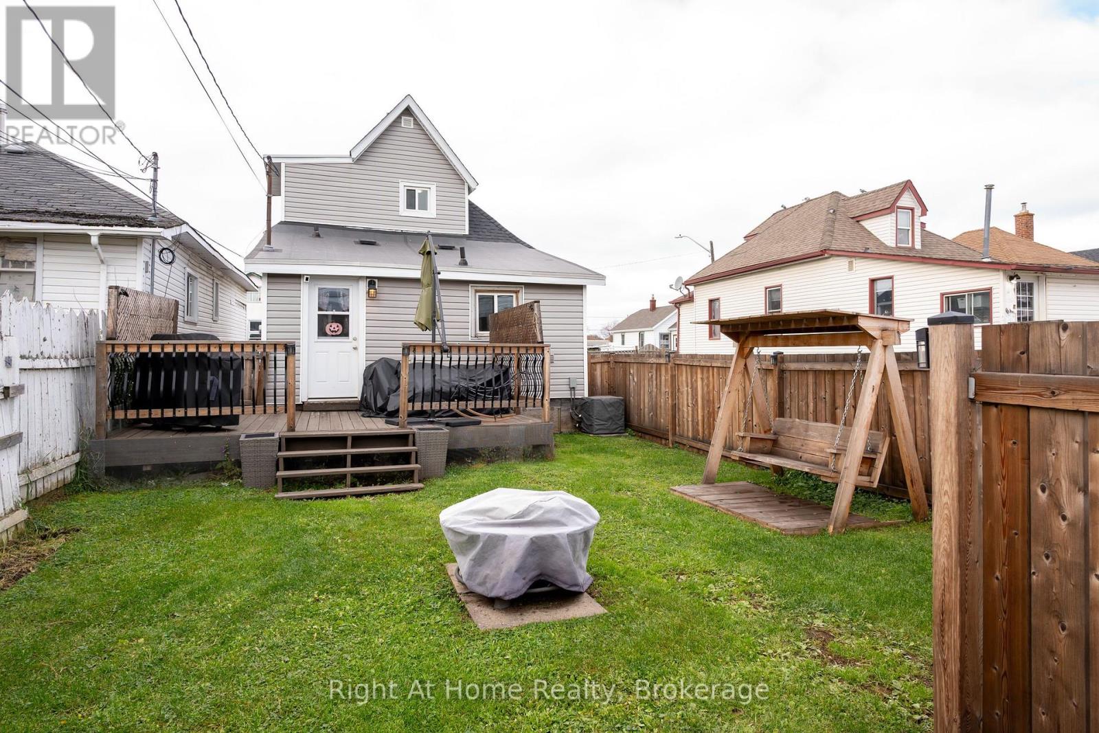 828 MCINTOSH STREET, Thunder Bay (East End) — photo 4