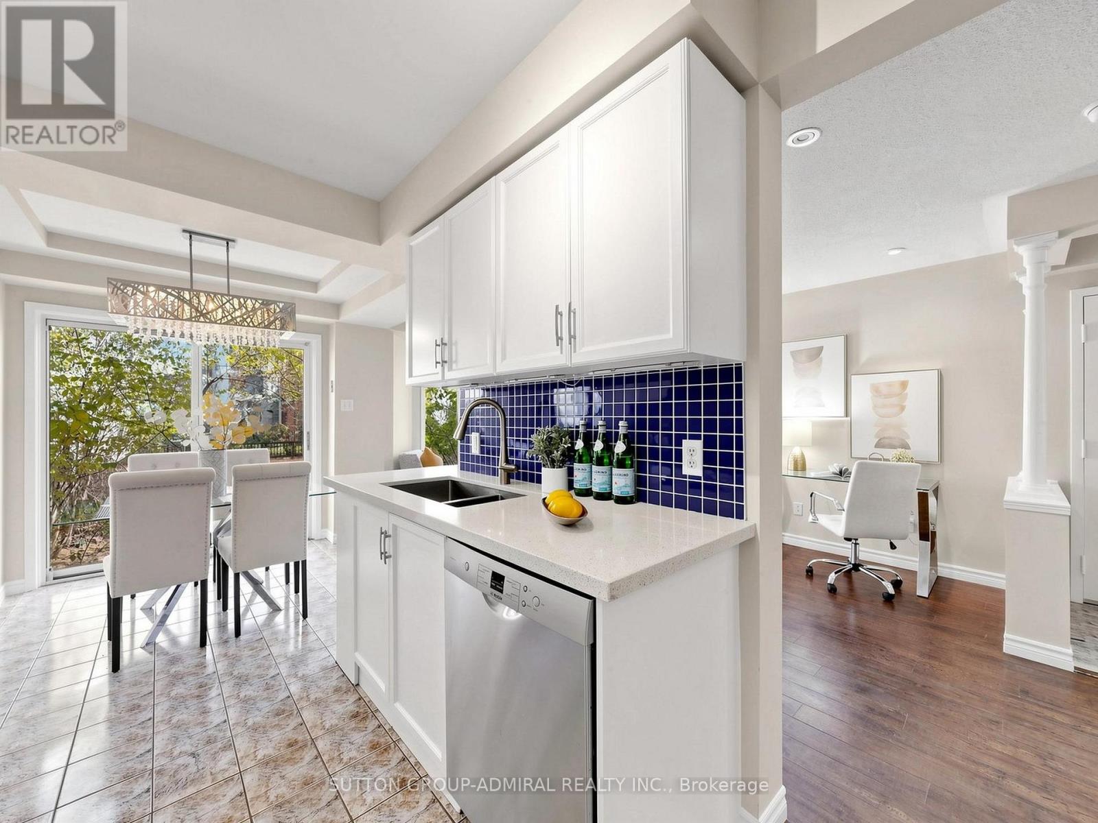 154 - 18 CLARK AVENUE W, Vaughan (Crestwood-Springfarm-Yorkhill) — photo 8