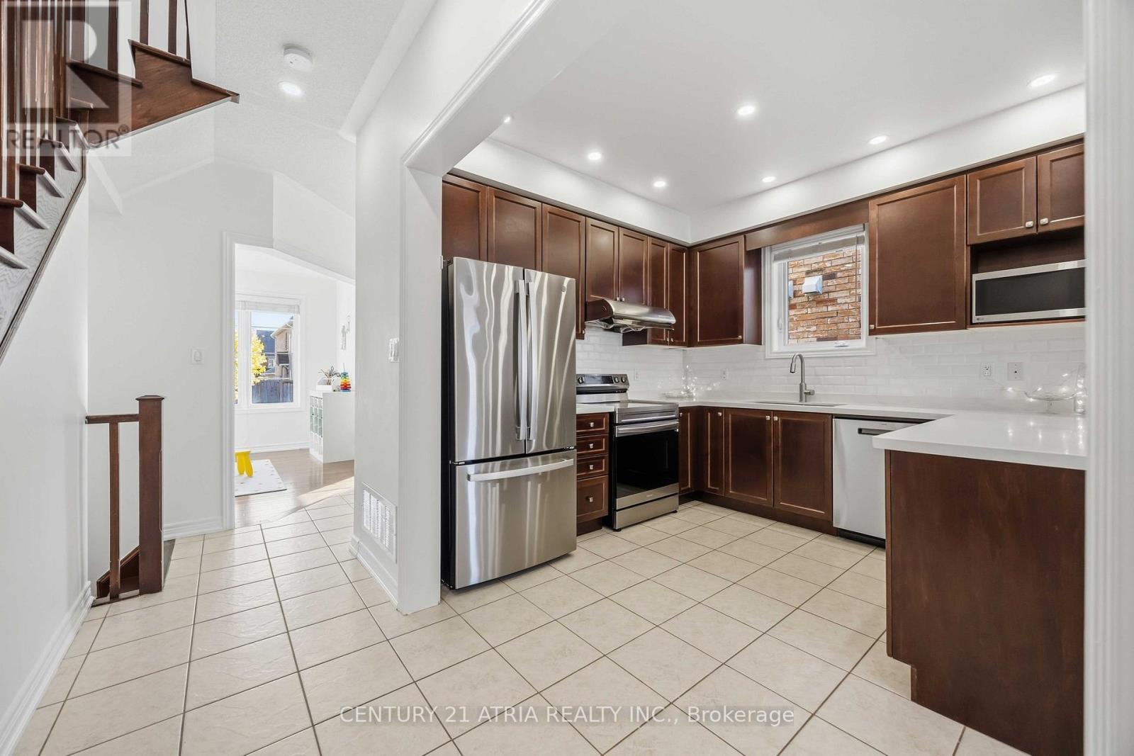 218 CORNELL PARK AVENUE, Markham (Cornell) — photo 9