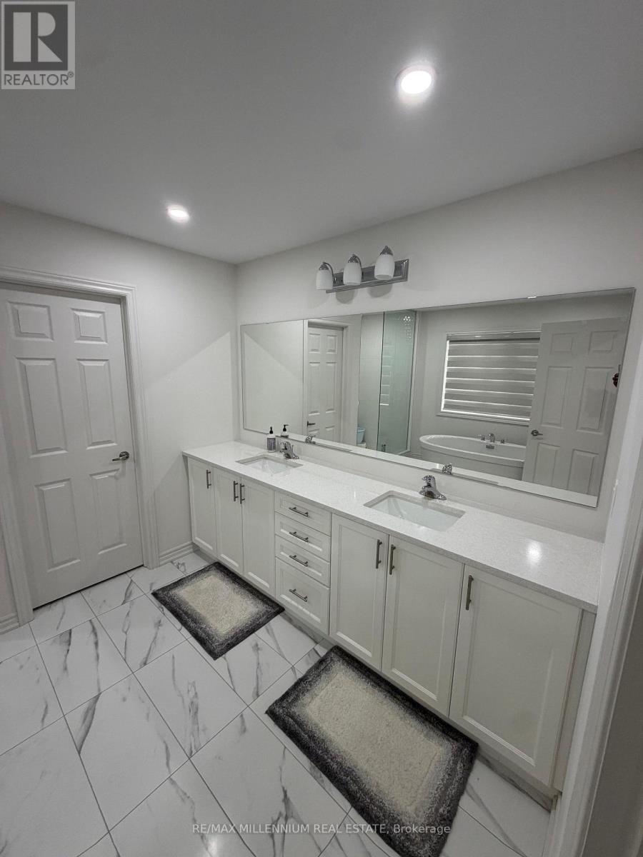 52 Sparrow Way, Adjala-Tosorontio photo 11