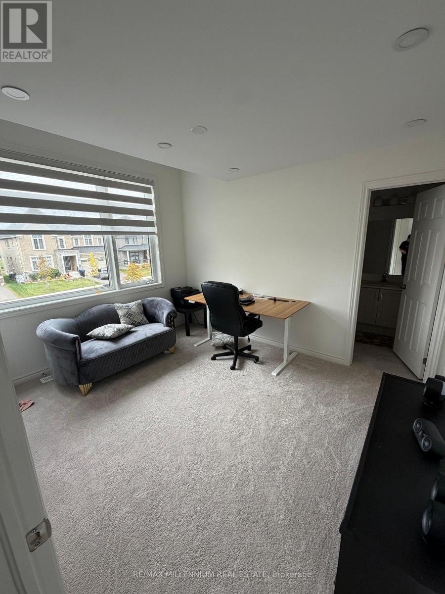 52 Sparrow Way, Adjala-Tosorontio photo 7