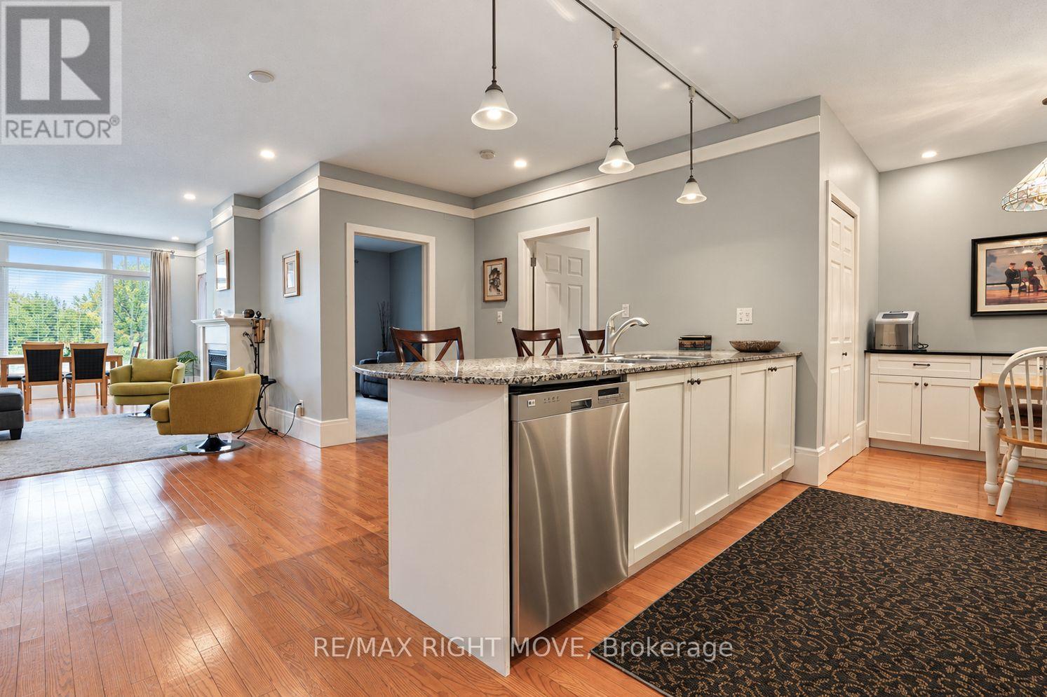 105-140 Cedar Island Road, Orillia photo 12