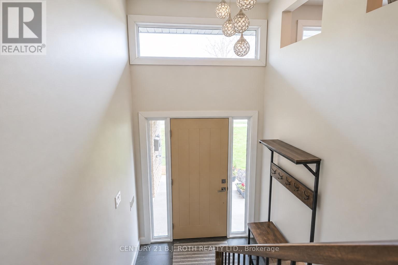 93 Grove Street, Barrie photo 4