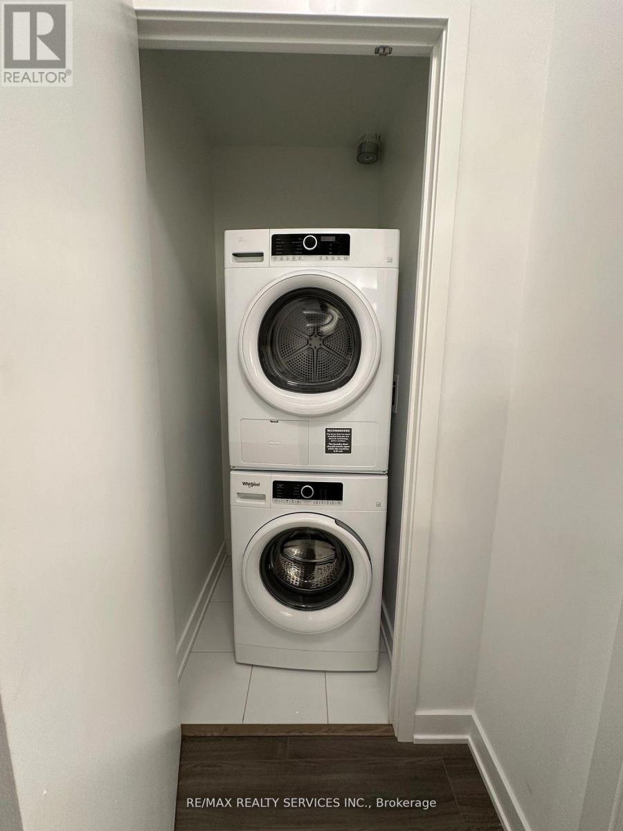 322-681 Yonge Street, Barrie photo 10