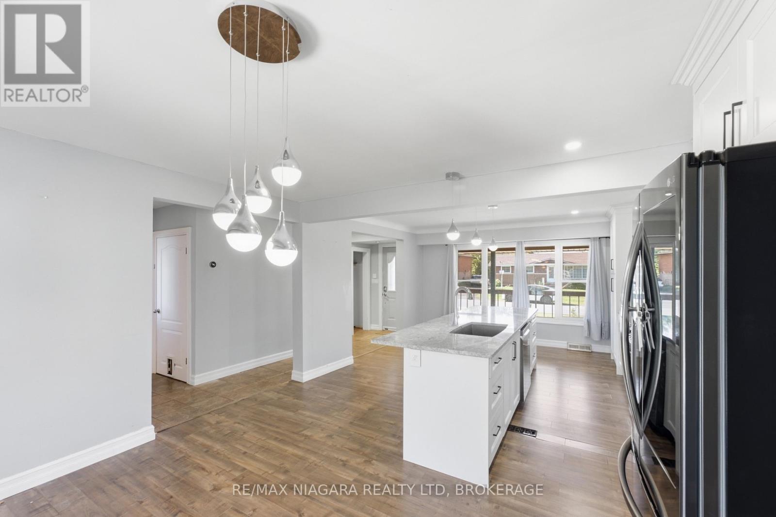 163 CHAMPLAIN DRIVE, Fort Erie (Central) — photo 12