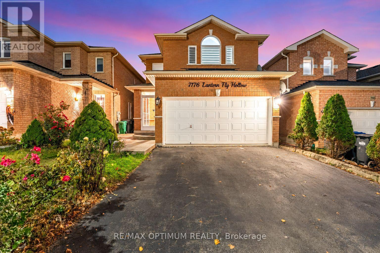 7176 LANTERN FLY HOLLOW, Mississauga (Meadowvale Village)
