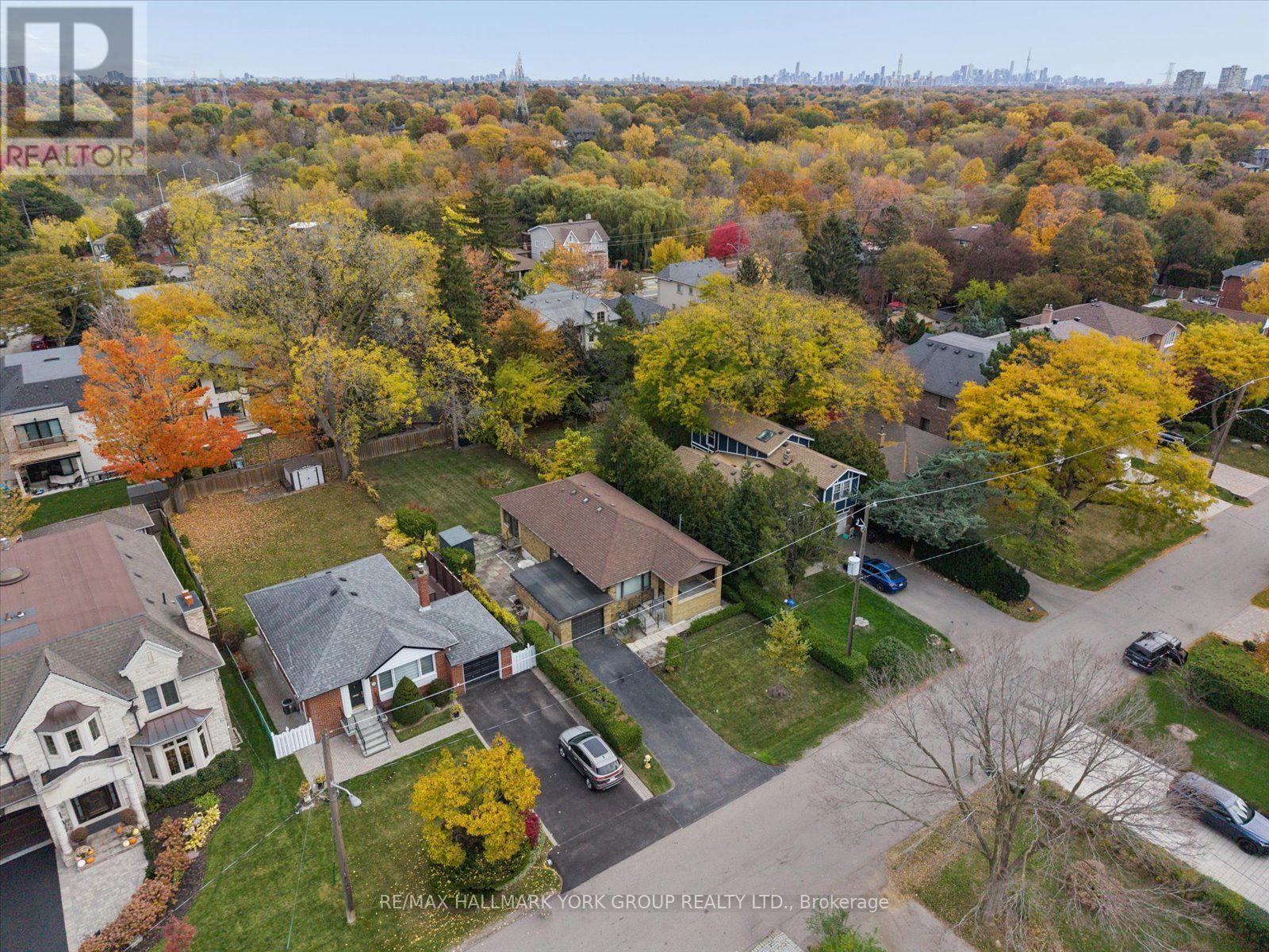 37 AGAR CRESCENT, Toronto (Islington-City Centre West) — photo 5