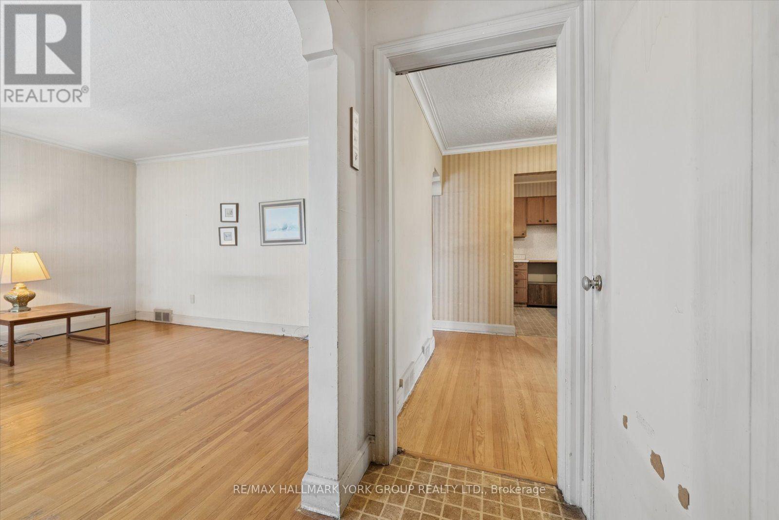 37 AGAR CRESCENT, Toronto (Islington-City Centre West) — photo 9