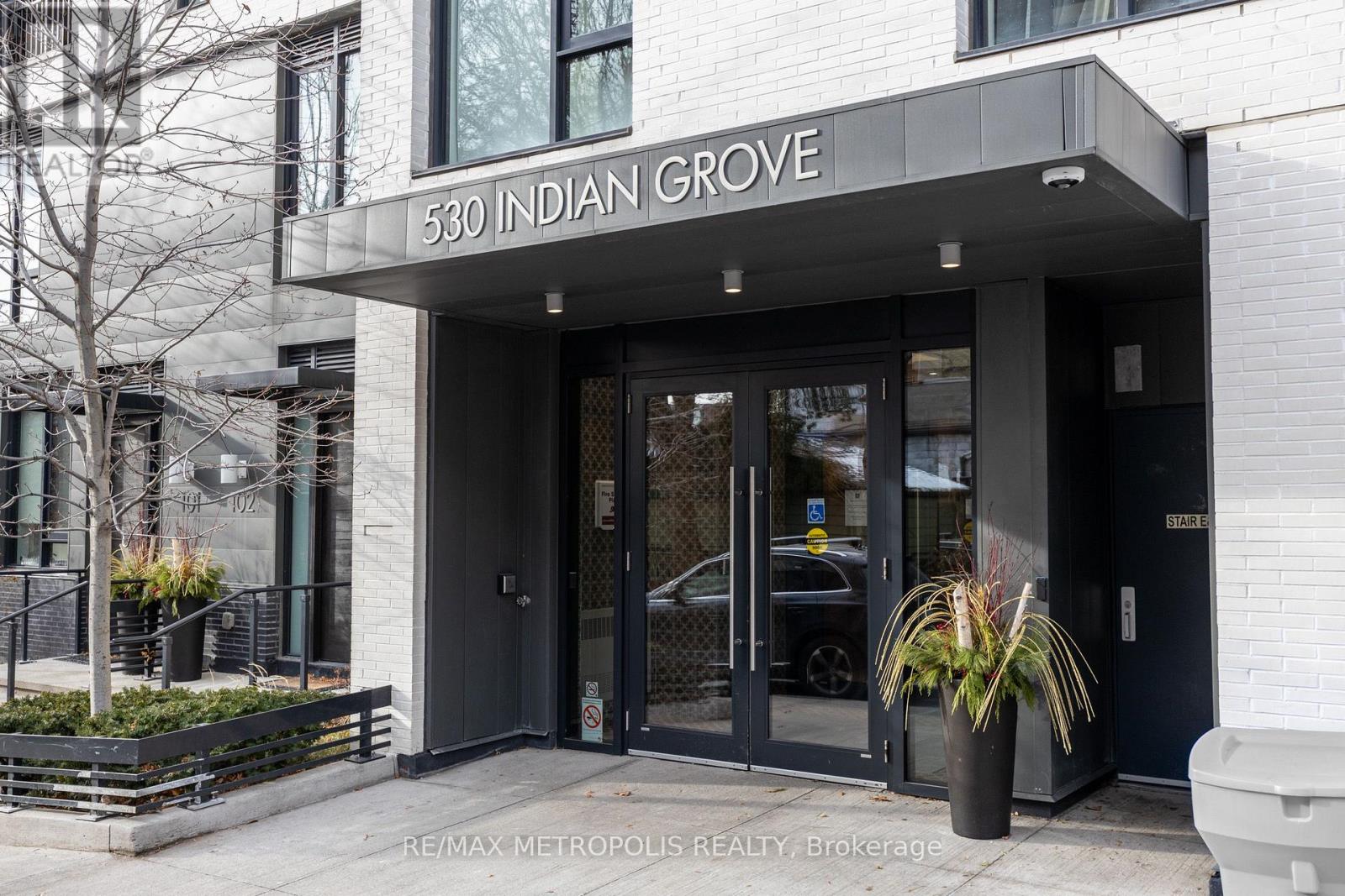 608 - 530 INDIAN GROVE, Toronto (Junction Area) — photo 4