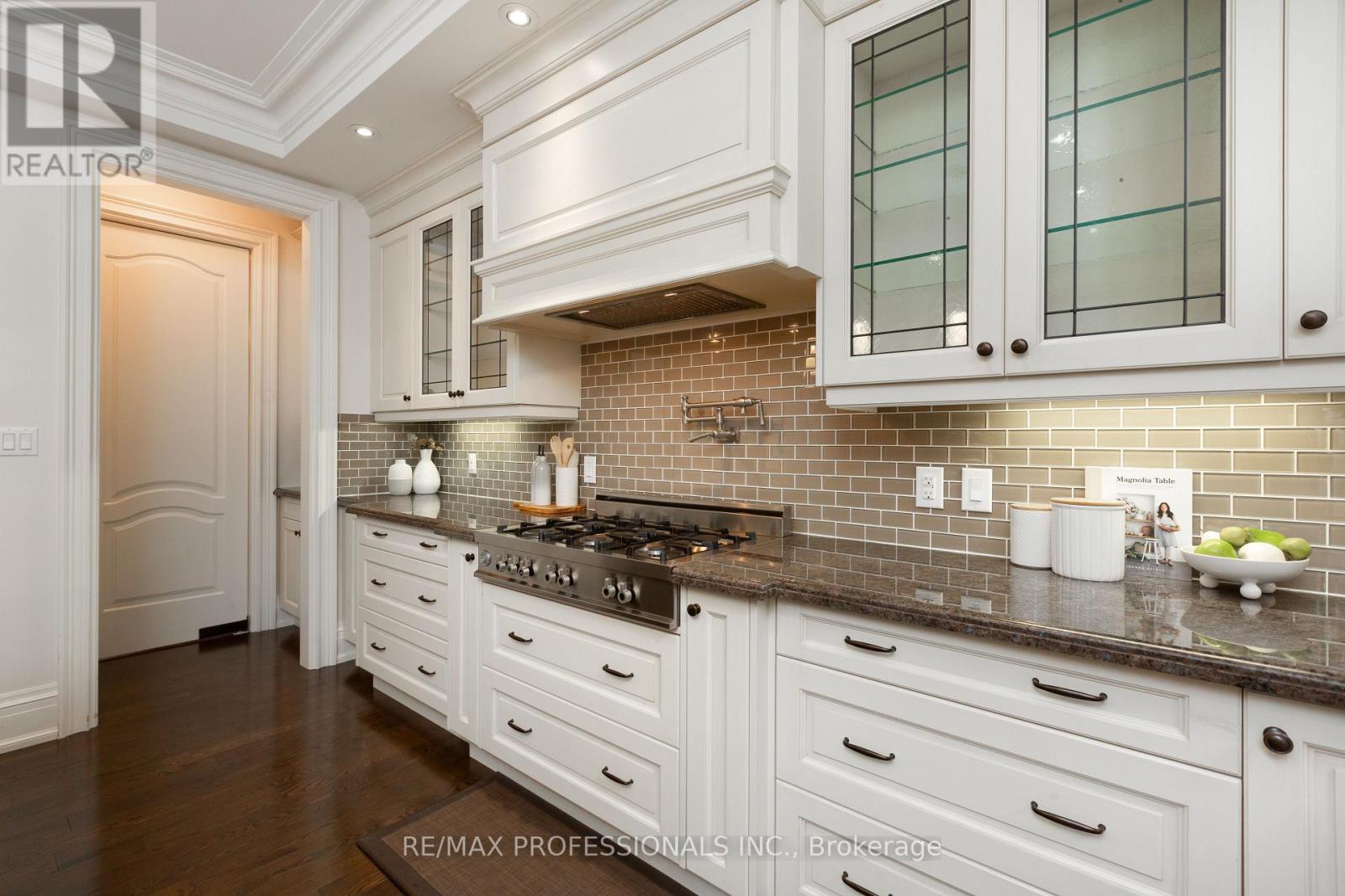 18 HILLCROFT DRIVE, Toronto (Islington-City Centre West) — photo 10