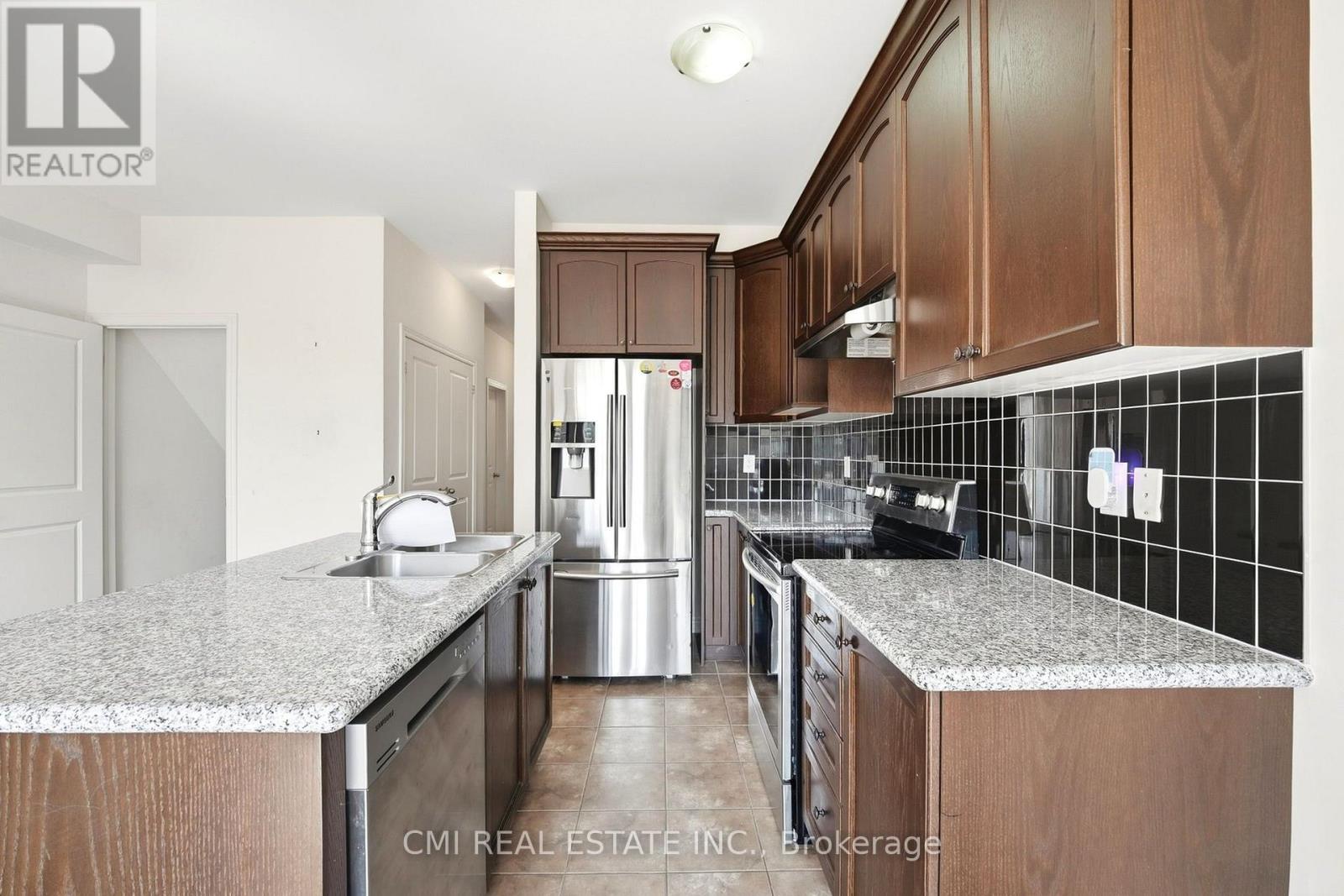 7 DUFAY ROAD, Brampton (Northwest Brampton) — photo 11