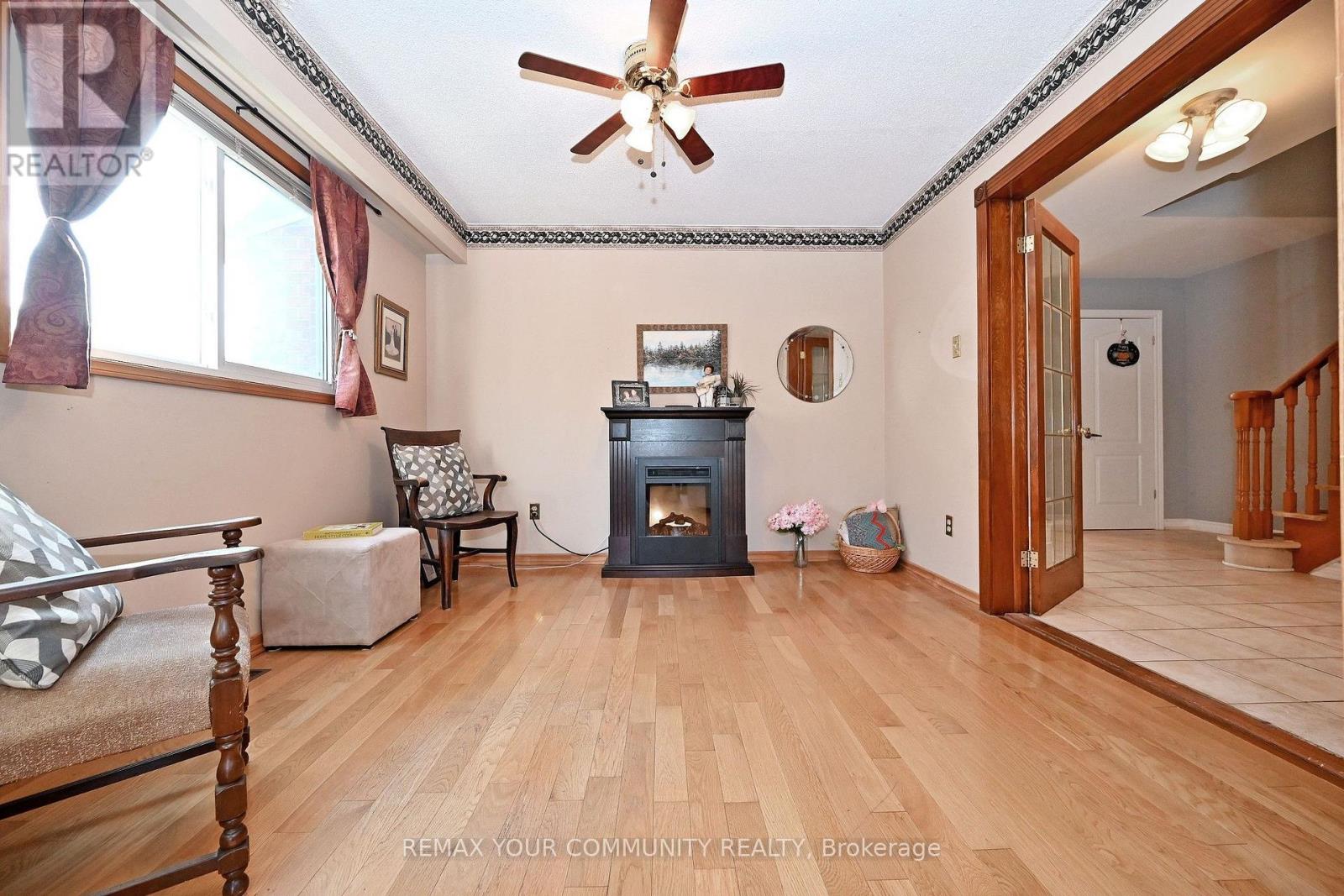 85 Fred Cook Drive, Bradford West Gwillimbury photo 7