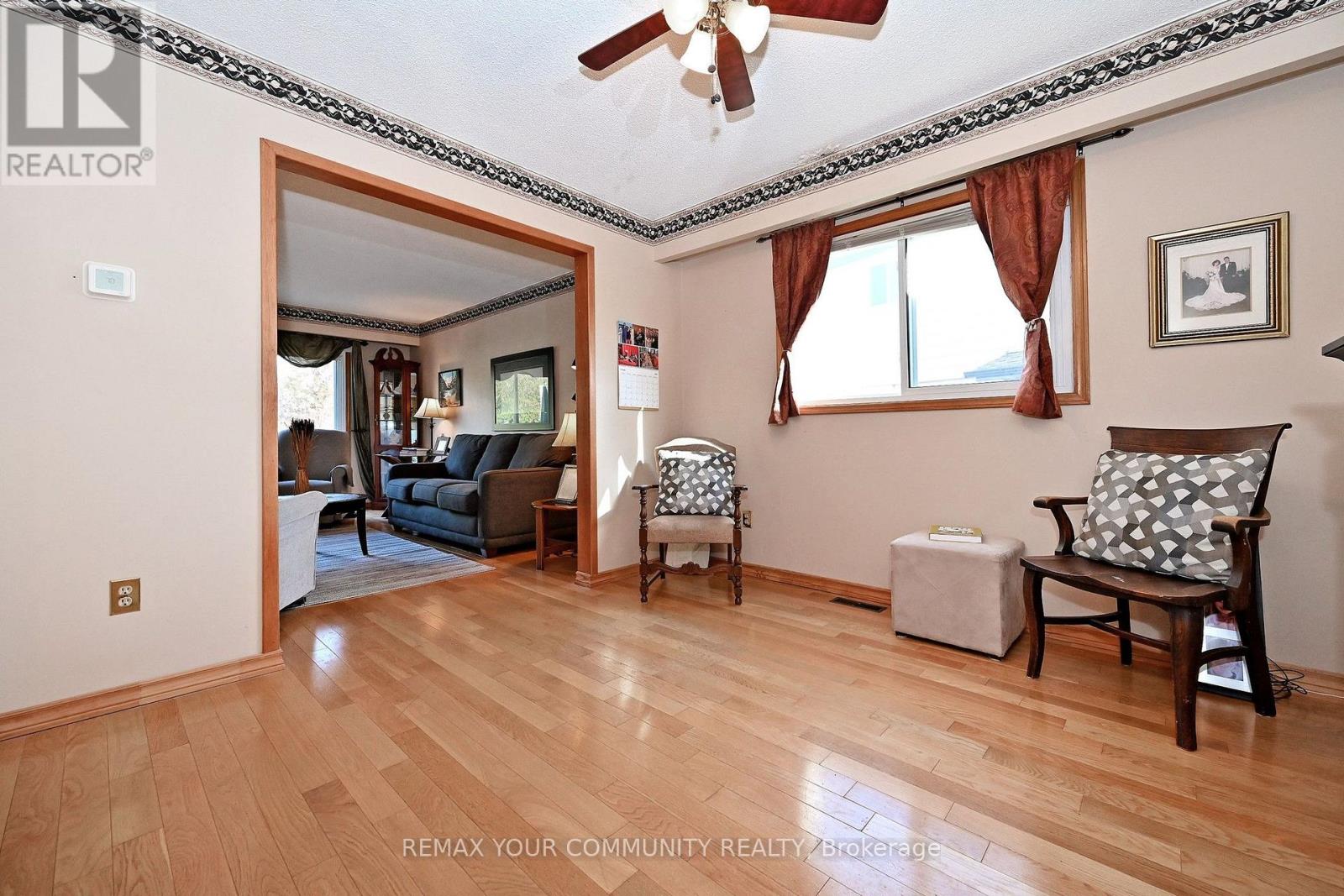85 Fred Cook Drive, Bradford West Gwillimbury photo 8