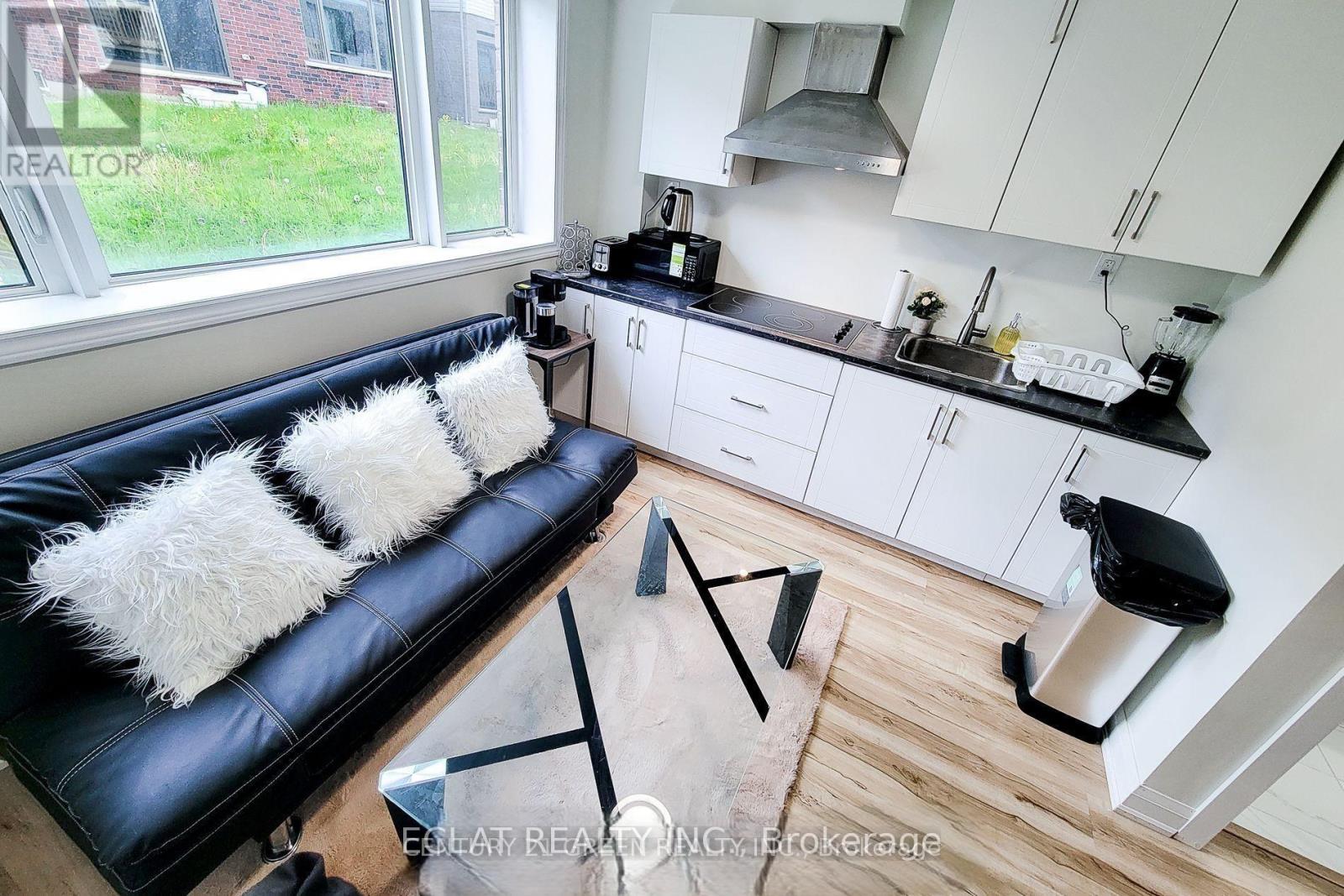 175 SPITFIRE - LOWER DRIVE, Hamilton (Mount Hope) — photo 6