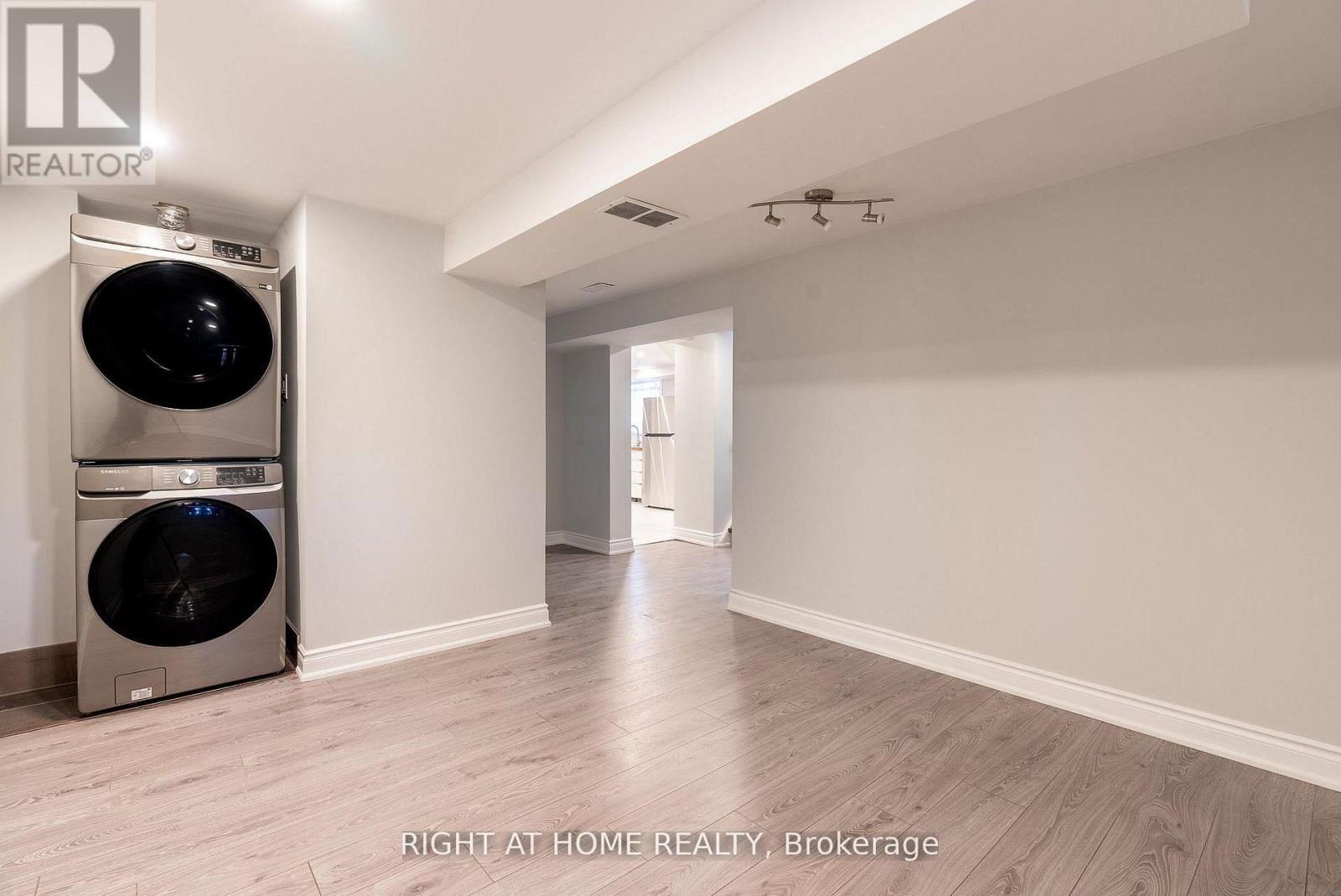 214 KENILWORTH AVENUE S, Hamilton (Delta) — photo 12