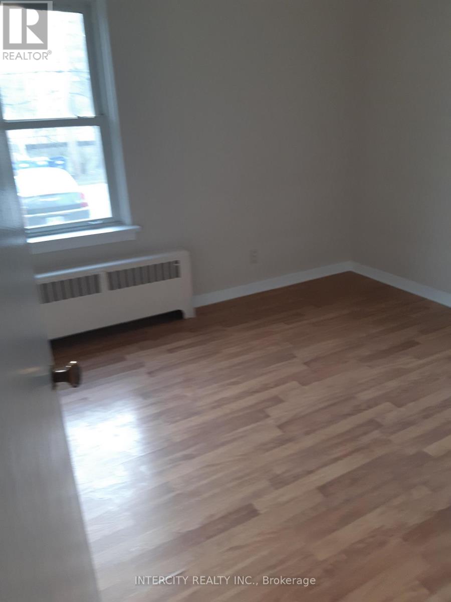 P22 - 5150 WYANDOTTE STREET E, Windsor — photo 6