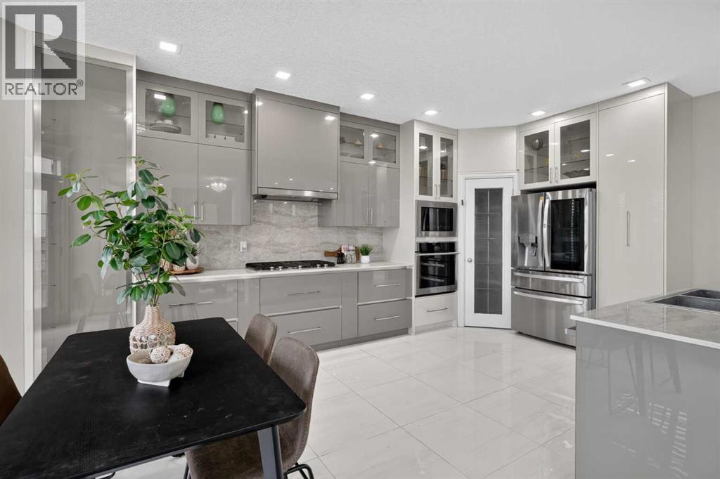 1433 Strathcona Drive SW, Calgary — photo 14