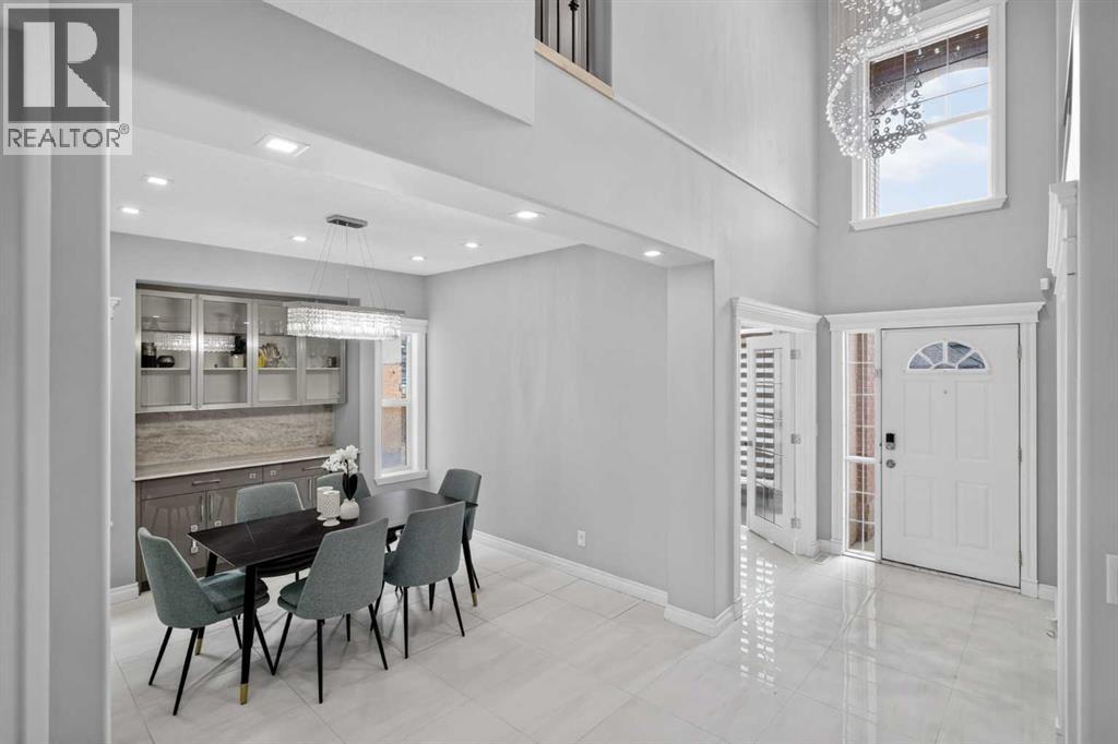 1433 Strathcona Drive SW, Calgary — photo 3