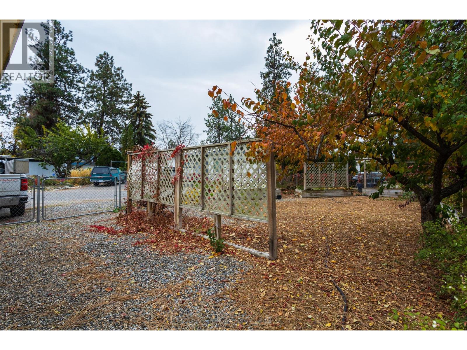12 1999 Hwy 97 Highway South, West Kelowna