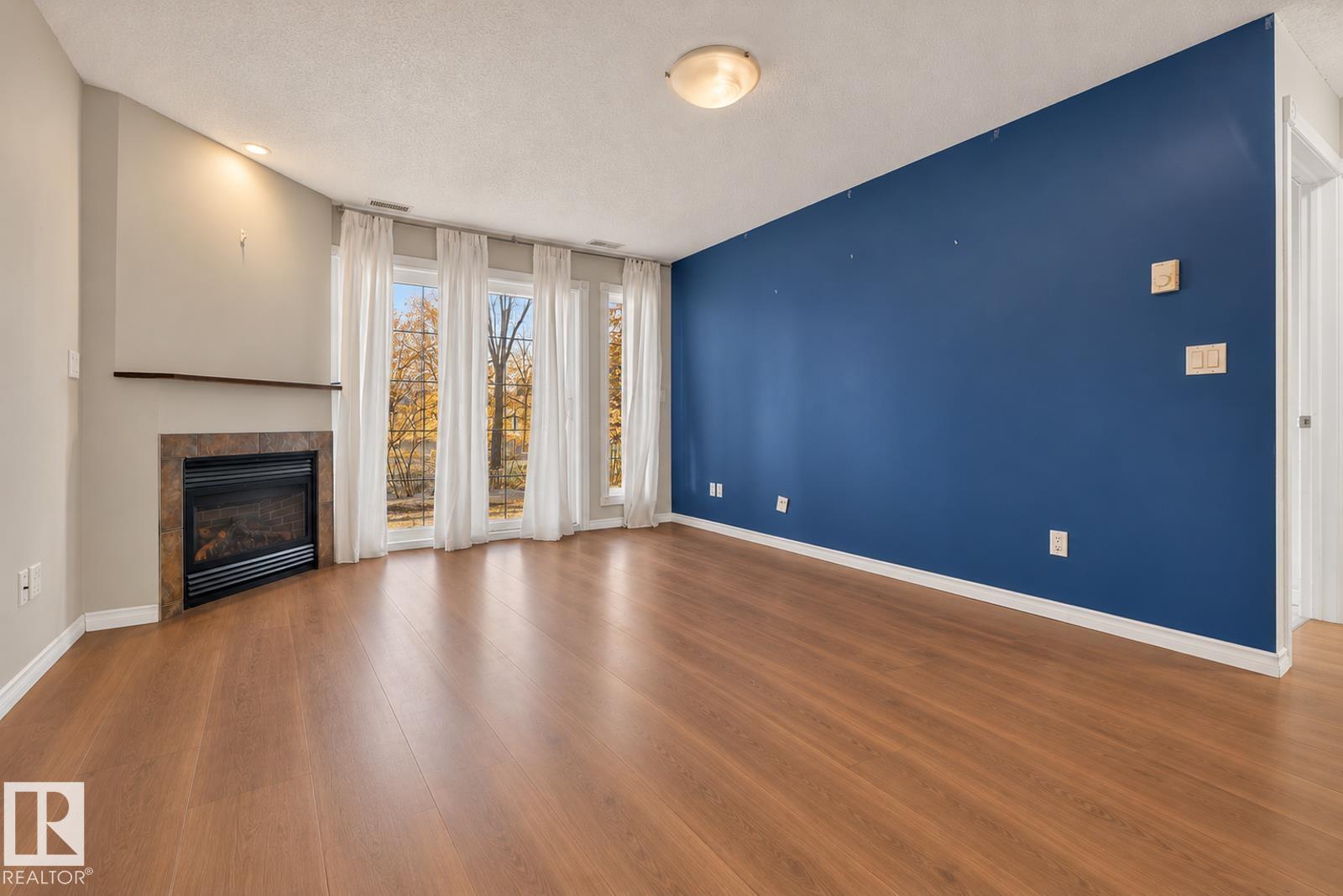 Property photograph 6 for MLS E4514673