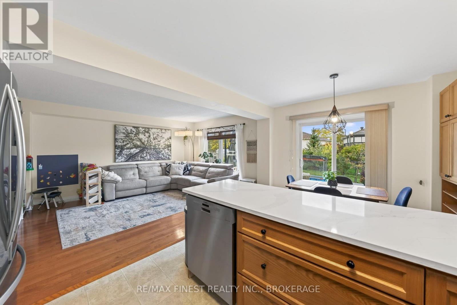 726 MARGARET WAY, Kingston (Kingston East (Incl Barret Crt)) — photo 3
