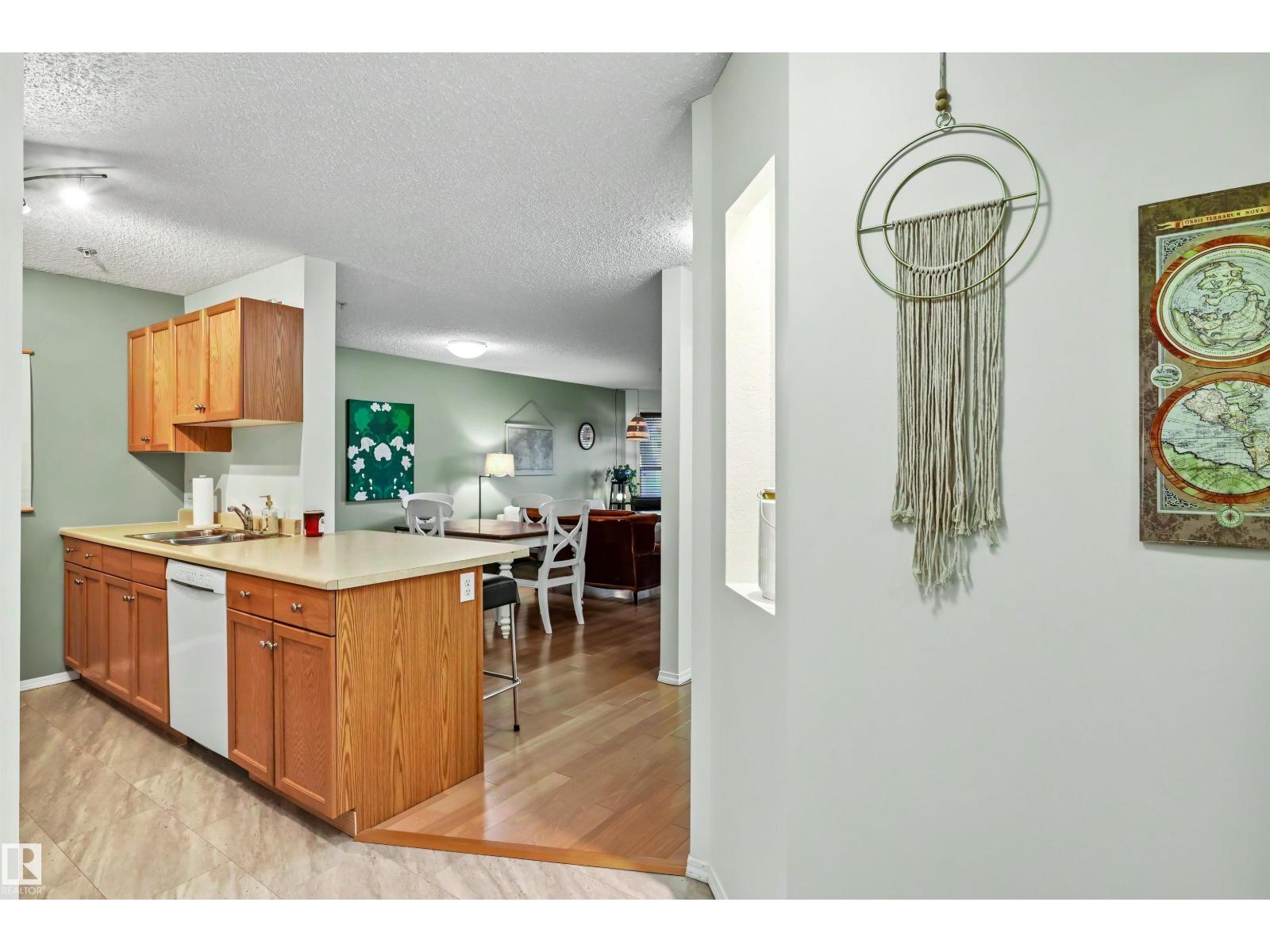 #109 10511 42 AV NW, Edmonton — photo 12