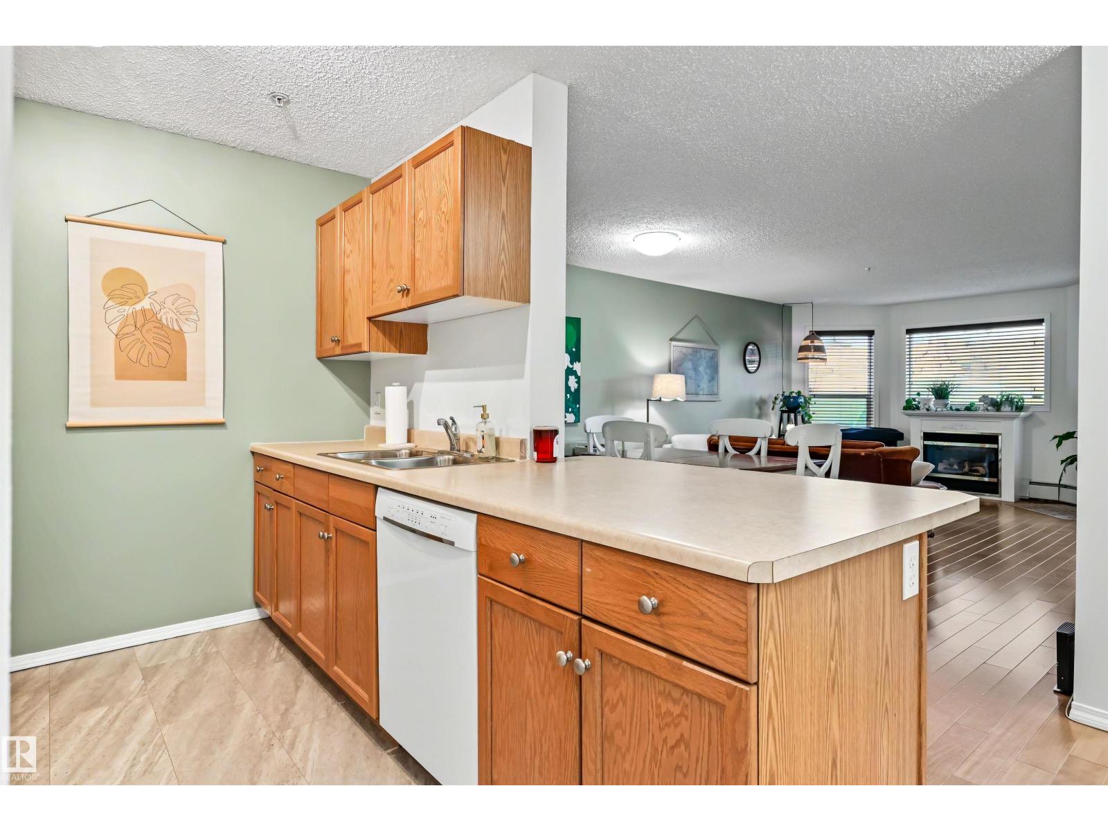 #109 10511 42 AV NW, Edmonton — photo 15