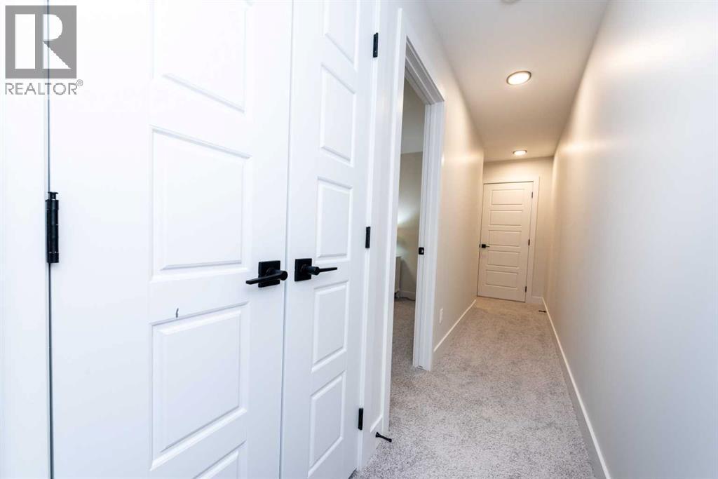 2, 2635 1 Avenue NW, Calgary — photo 23