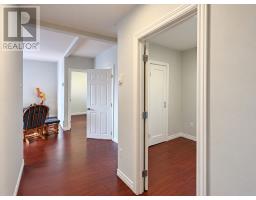 535 Main Street thumbnail 18
