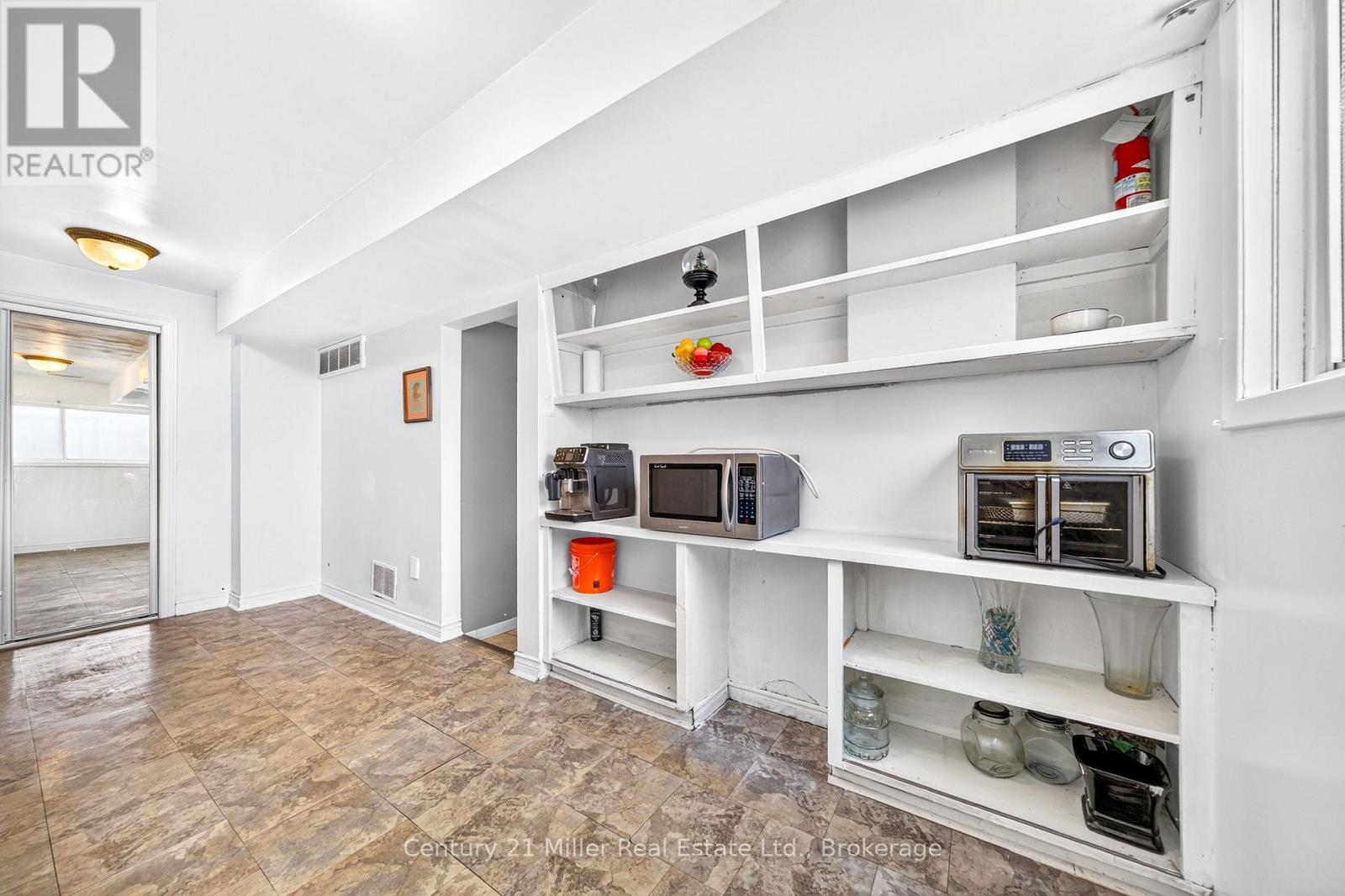 347 KENILWORTH AVENUE - 27
