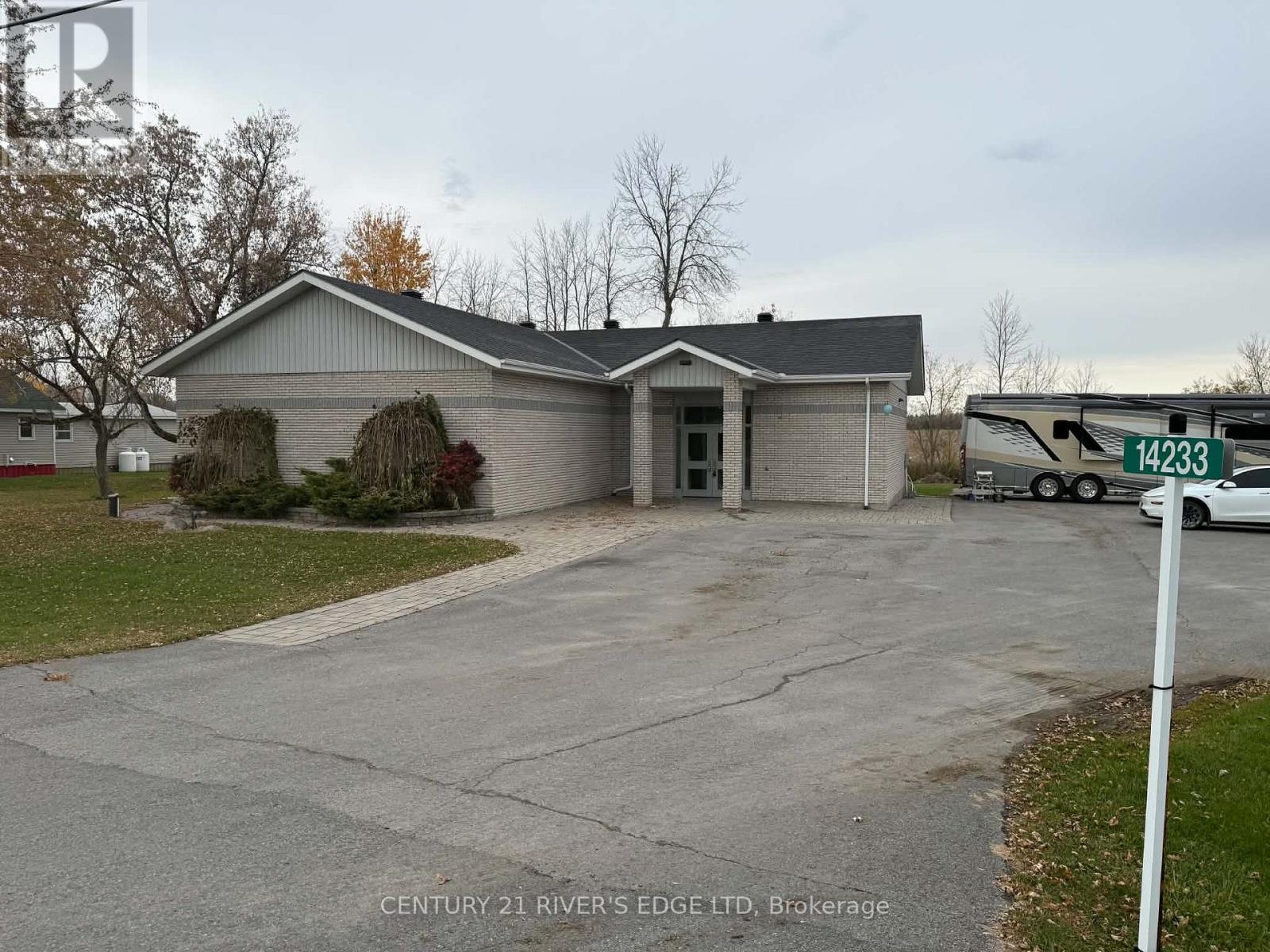 14233 COUNTY RD 18 ROAD, South Stormont — photo 2