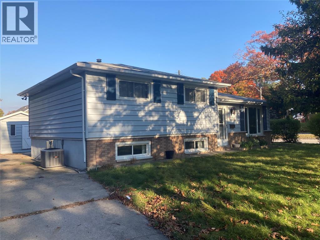 1236 KIM STREET, Sarnia