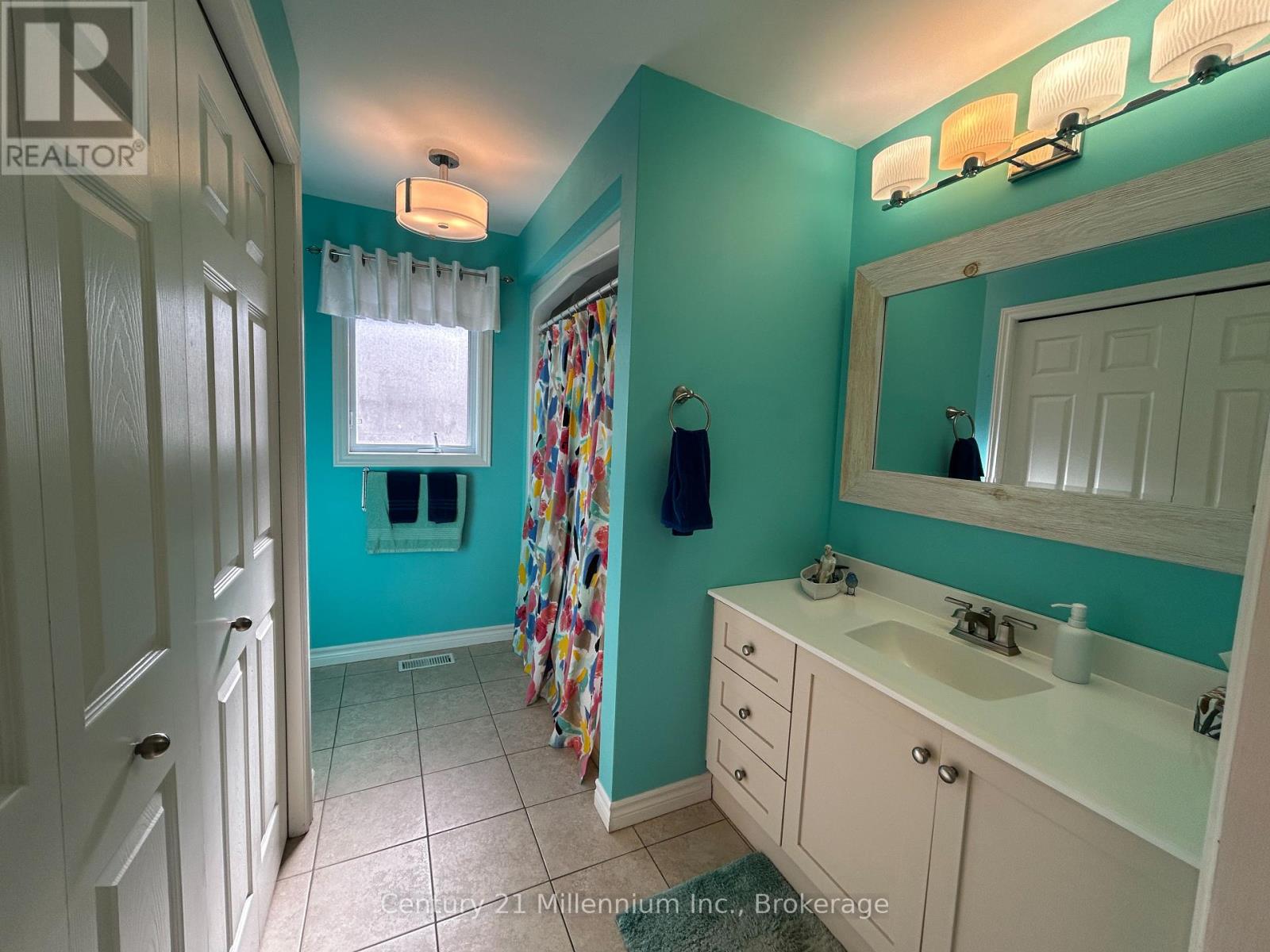 13 Virginia Avenue, Wasaga Beach photo 14