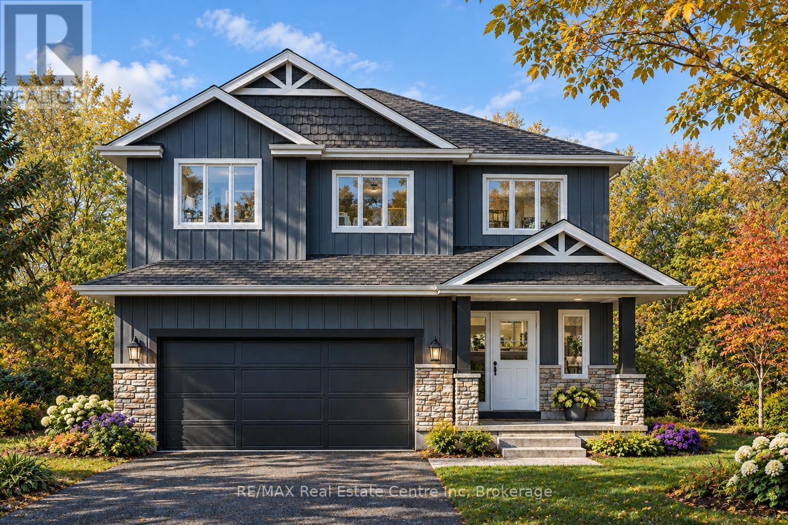 194 BRIDGE CRESCENT, Minto