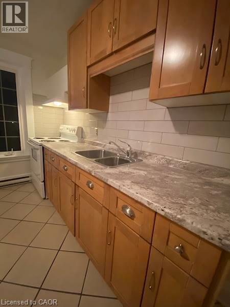5 BRUCE Street Unit# Upper, Cambridge — photo 8