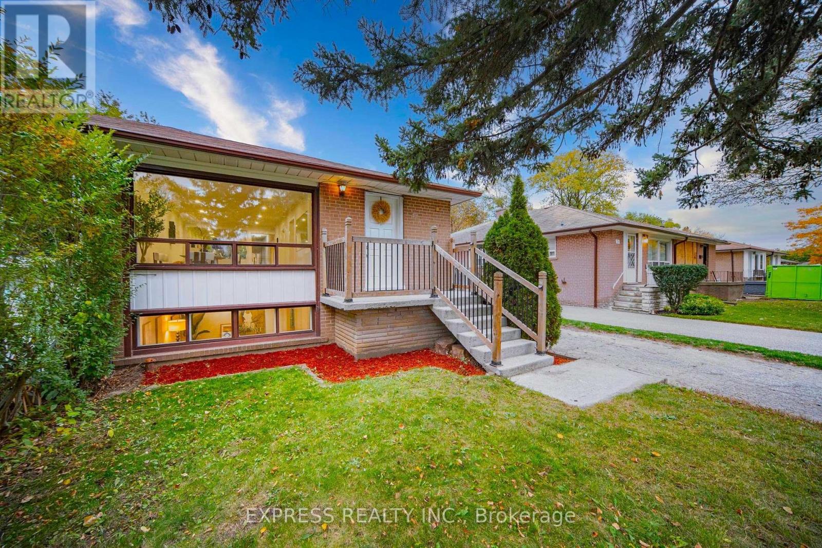 68 PINTAIL CRESCENT, Toronto (Parkwoods-Donalda) — photo 2