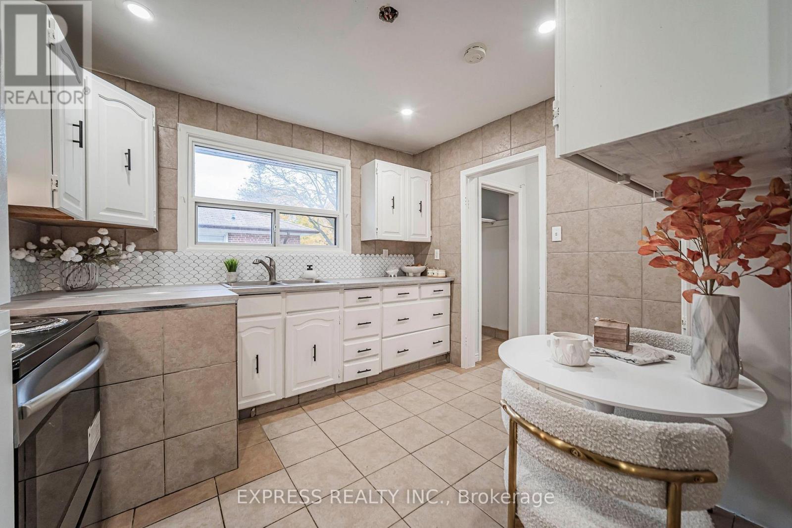 68 PINTAIL CRESCENT, Toronto (Parkwoods-Donalda) — photo 6