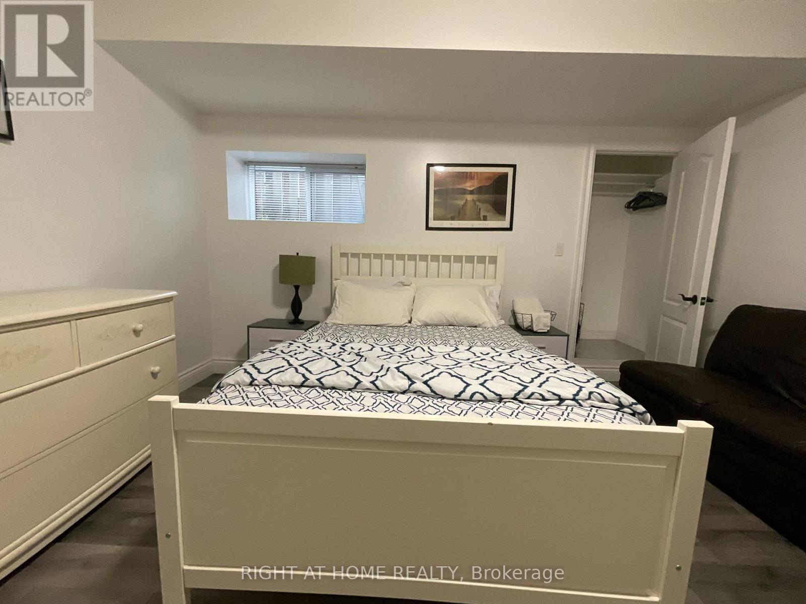 214 CLANTON PARK ROAD, Toronto (Clanton Park) — photo 8