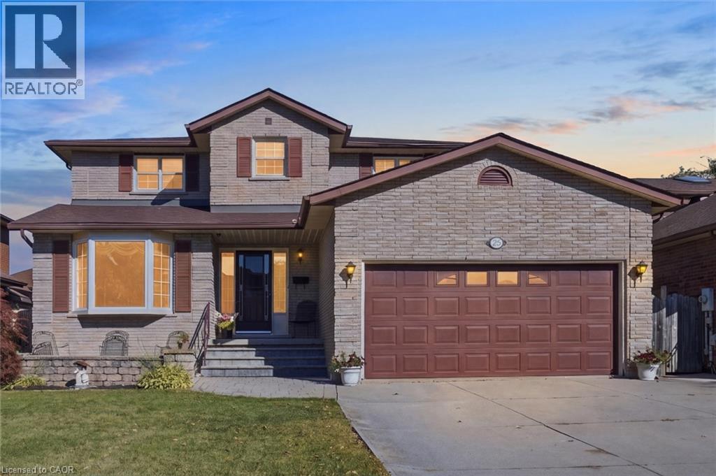 25 CANDOR Crescent, Hamilton